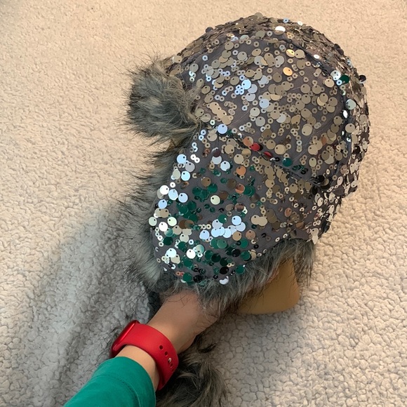LIMITED EDITION Silver Sequin Justice Hat with Fur main image 9